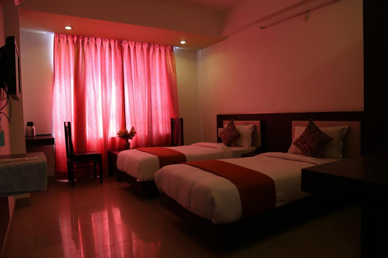 Narayans Leela Inn Udaipur Exterior photo